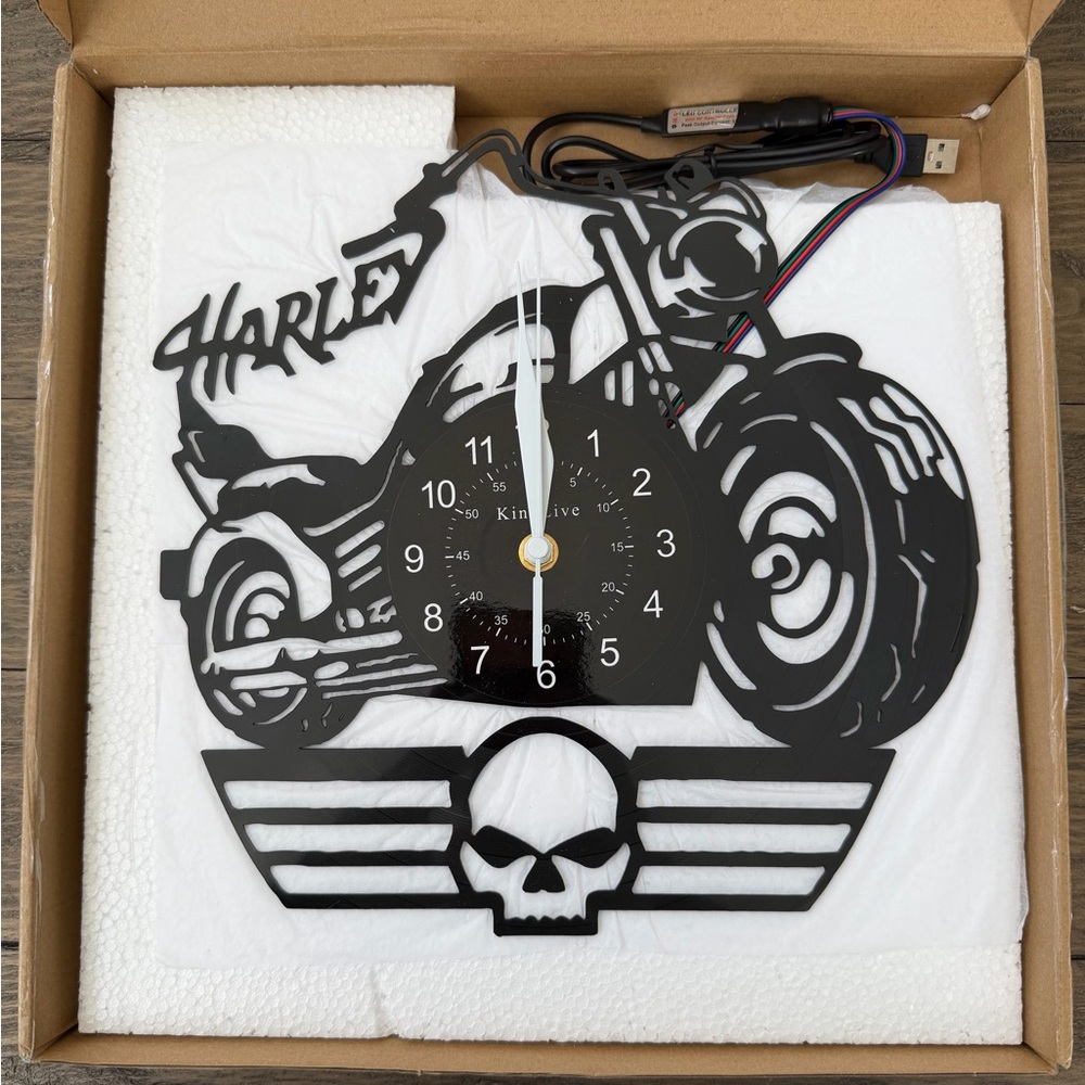 11 inch Harley Davidson vinyl record wall clock
New in box